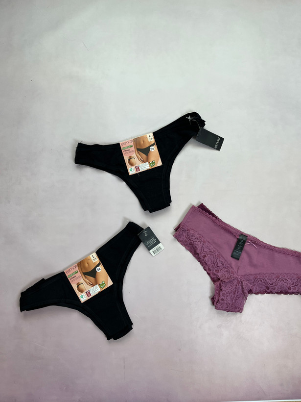 شورت زنانه اسمارا مدل گیپور دار و String سایز L