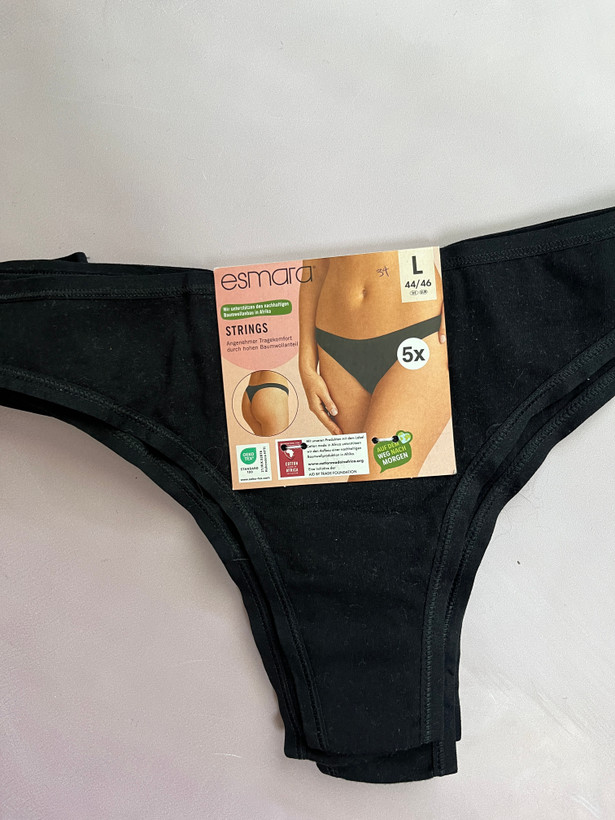 شورت زنانه اسمارا مدل گیپور دار و String سایز L